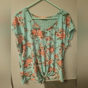 Super Cute Bobbie Brooks Blue/Green Top- 1X-Lace Back & Front Tie